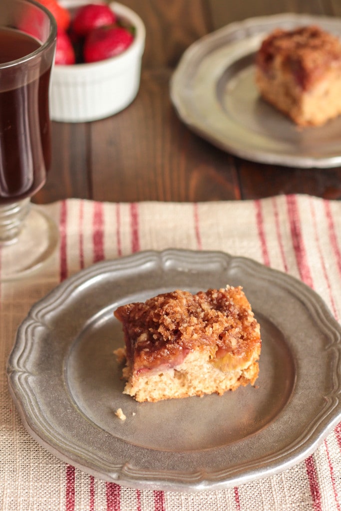 Strawberry Rhubarb Coffee Cake