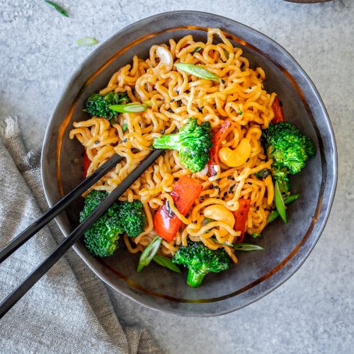 Spicy Miso Ramen Stir Fry Le Petit Eats